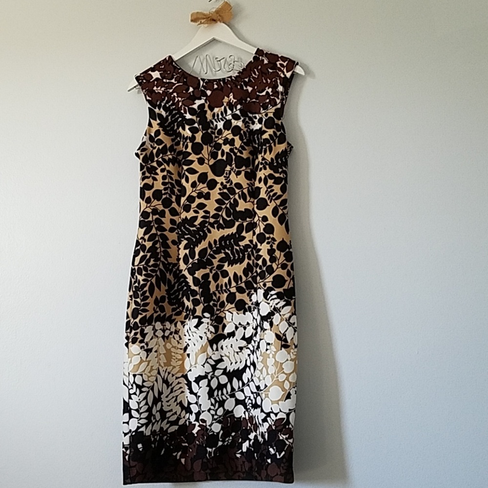 Karin Stevems dress size 8